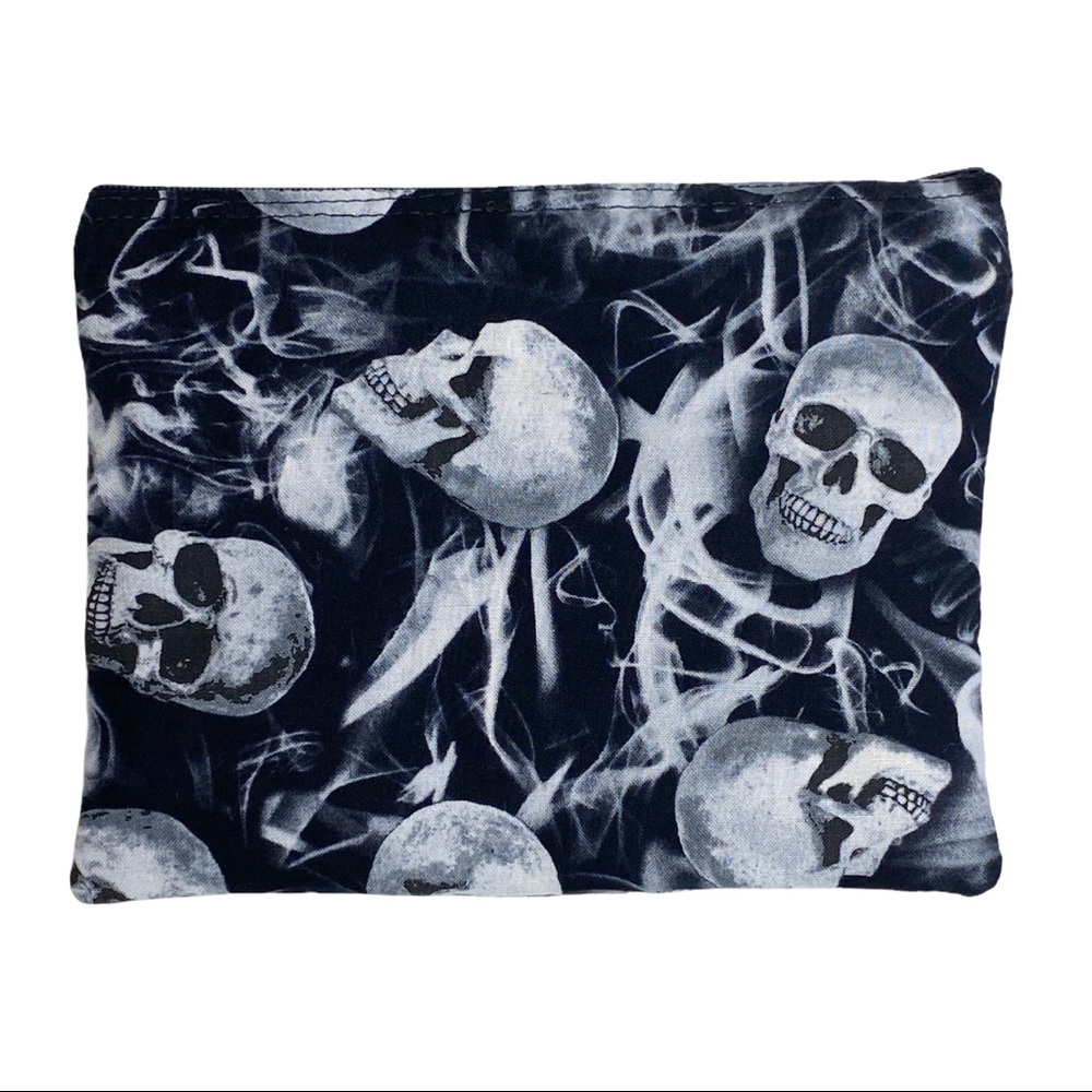 Handmade: Skull Printed Zip Top Makeup Bag ☻︎ Halloween ☻ Black + White ☻ - Picture 9 of 11